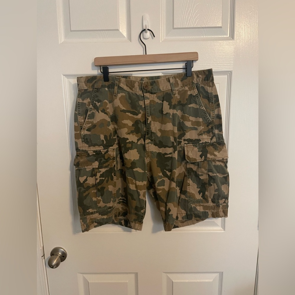 Levi’s Camo Cargo Shorts